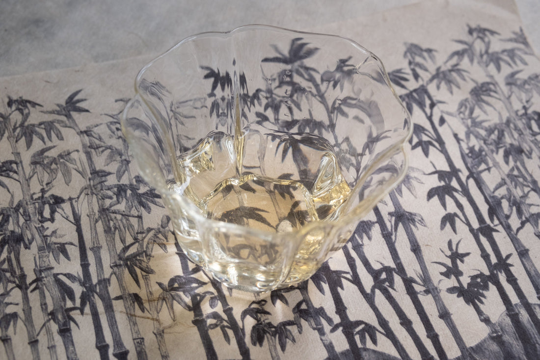 2025 Laobanzhang Sheng Pu'er, Ancient Trees Stone - pressed cake - Eastern Leaves