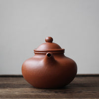 Lianzi 莲子 - Yixing teapot, Jiangponi red clay