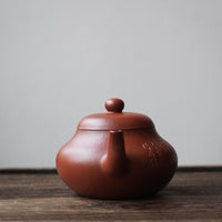 Lixing 梨形 - Yixing Teapot, Zhuni red clay