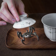 Crab - Teapet - Eastern Leaves