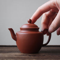 Gongdenghu 宫灯壶 - Yixing Teapot, Zhuni red clay - Eastern Leaves