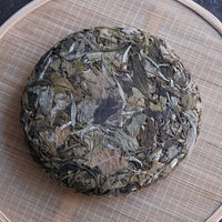 Yueguangbai white tea, wild forest tea, yunnan white tea, white tea cake, compressed tea