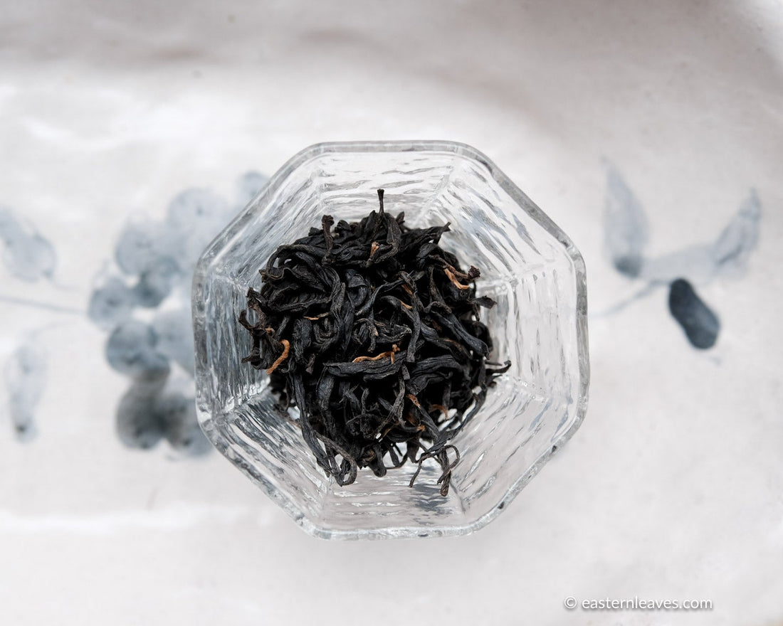 Hong fo shou buddha hand red tea, HONGCHA or dark tea, premium loose-leaf tea from China