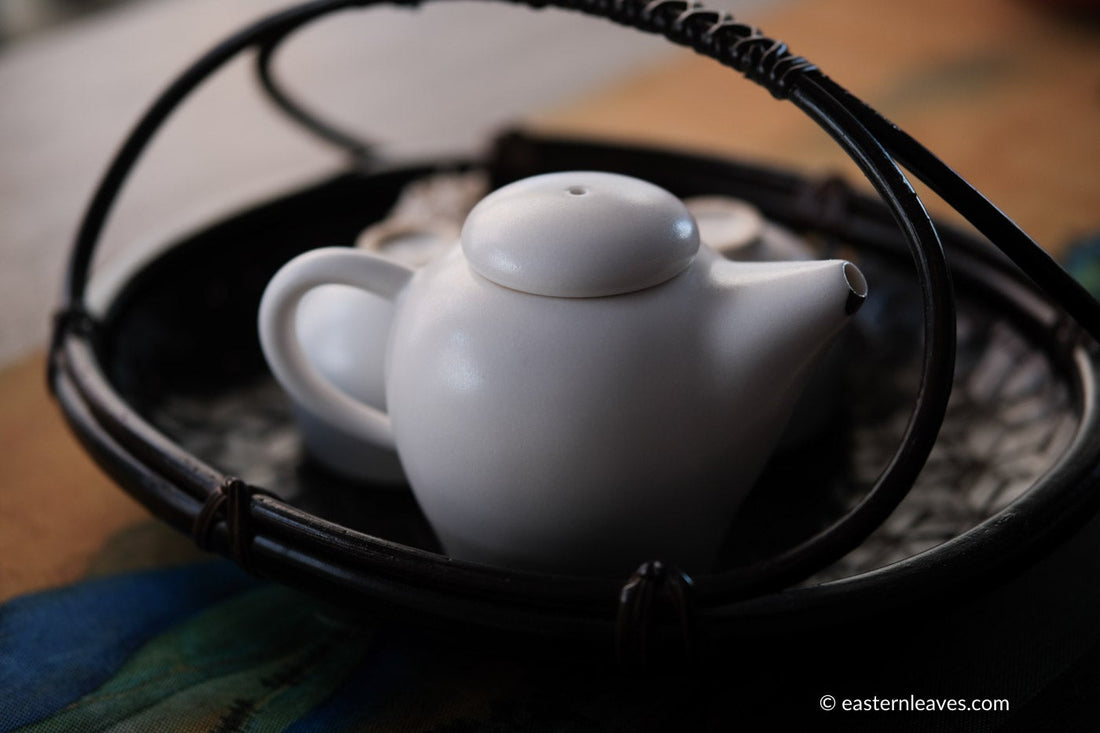 Dajuan Art - 250 ml Teapot - Eastern Leaves