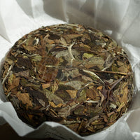 2025 Yueguangbai White Tea, Ancient Tree Stone - pressed cake - Eastern Leaves