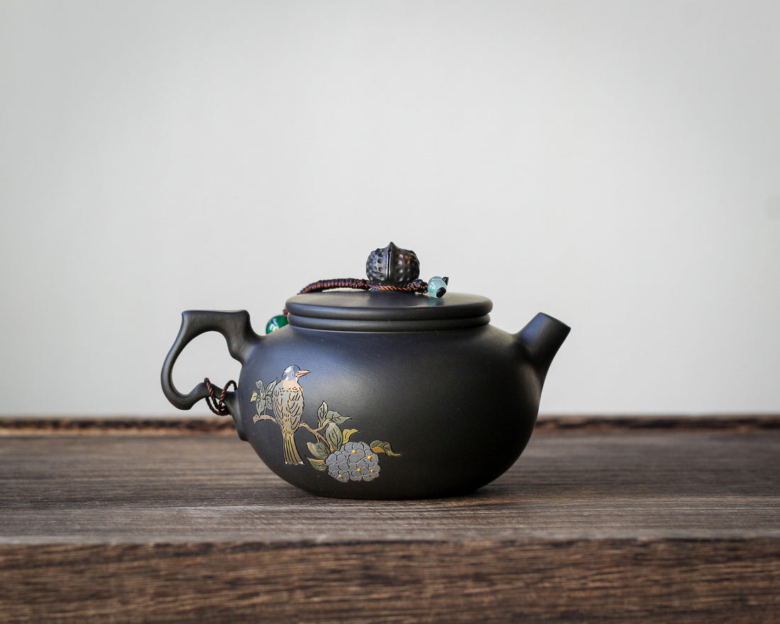 Jianshui Teapot -Bulbul Songbird 白头鹎
