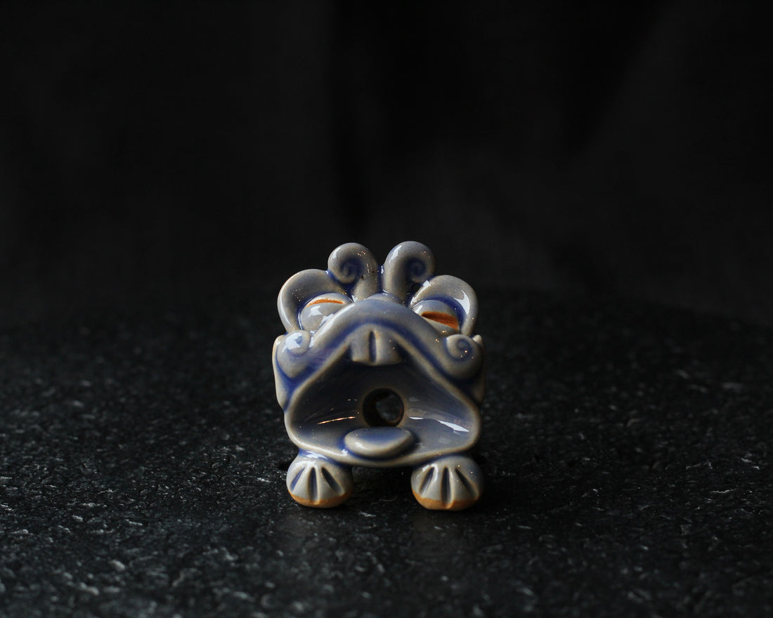 Indigo mini Wamao 瓦猫 - Incense holder