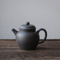 Wu hui Deyun 焐灰德韵 - Yixing Teapot in Benshanluni green clay
