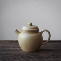 Deyun 德韵 - Yixing Teapot in Benshanluni green clay
