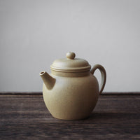 Deyun 德韵 - Yixing Teapot in Benshanluni green clay
