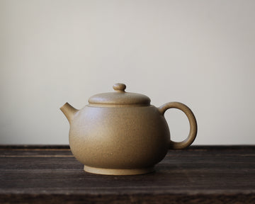 Longdan 龙蛋 - Yixing Teapot, Duanni yellow clay