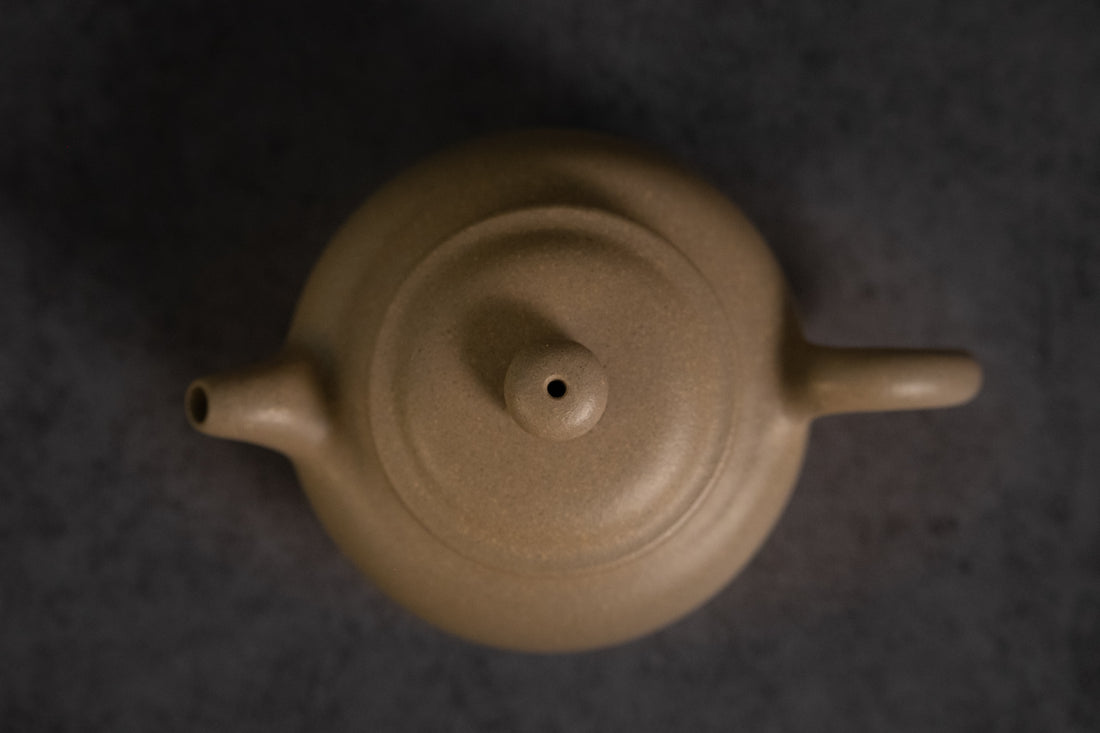 Xiao Fangu 小仿古 - Yixing Teapot, Benshan Lüni Clay