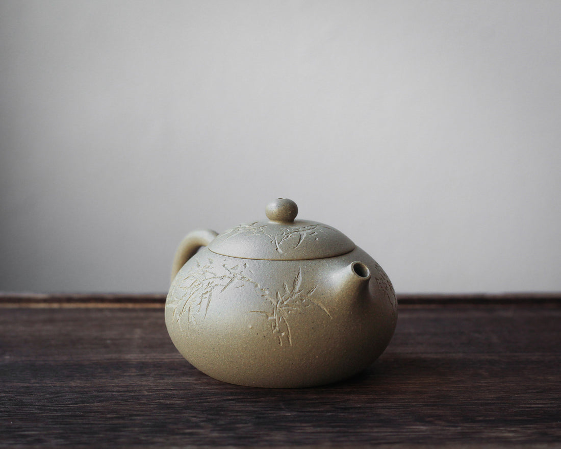 Bian Xishi 扁西施 - Yixing Teapot, Benshan Luni green clay