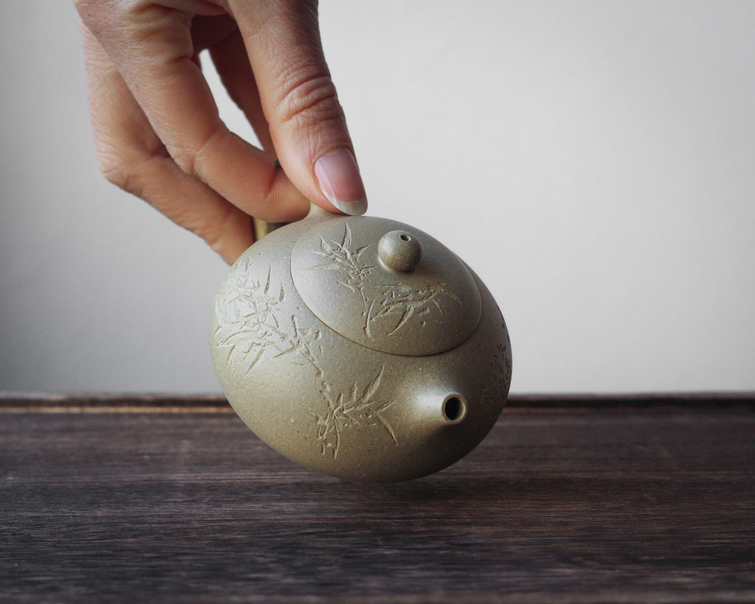 Bian Xishi 扁西施 - Yixing Teapot, Benshan Luni green clay