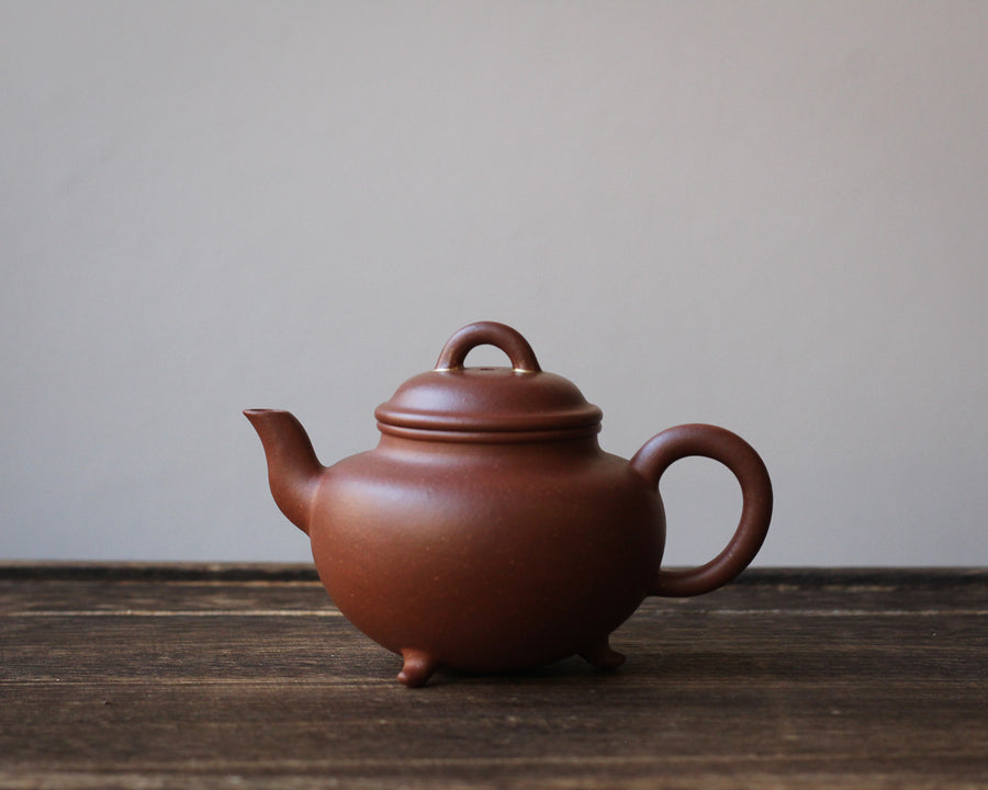 Tripod 三足水平 - Yixing Teapot, Qingshuini clay