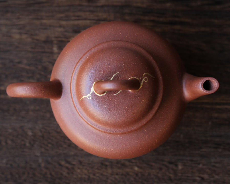 Tripod 三足水平 - Yixing Teapot, Qingshuini clay