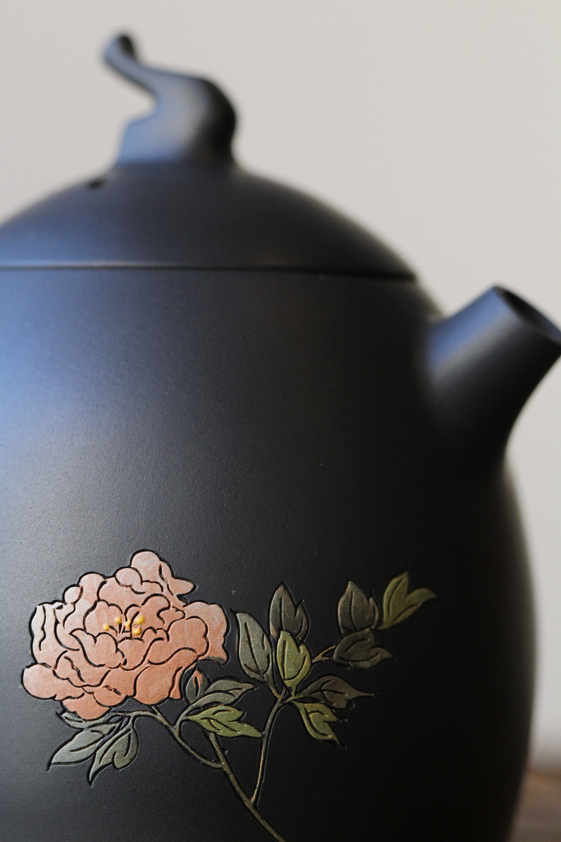 Jianshui Teapot - Peony 牡丹