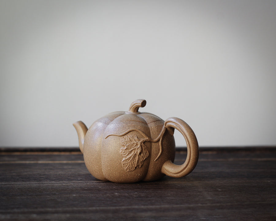 Pumpkin 南瓜 - Mini Yixing Teapot in Duanni yellow clay