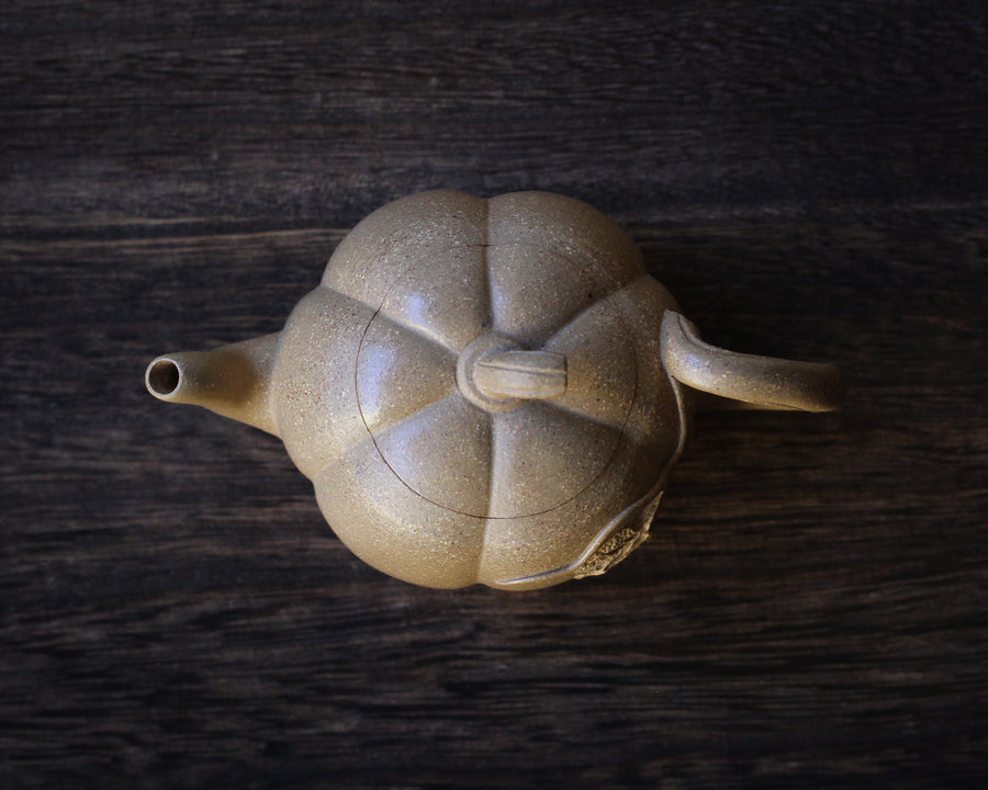 Pumpkin 南瓜 - Mini Yixing Teapot in Duanni yellow clay