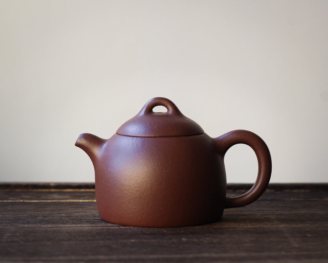 Qinquan 秦权 - Mini Yixing in Zini Purple Clay
