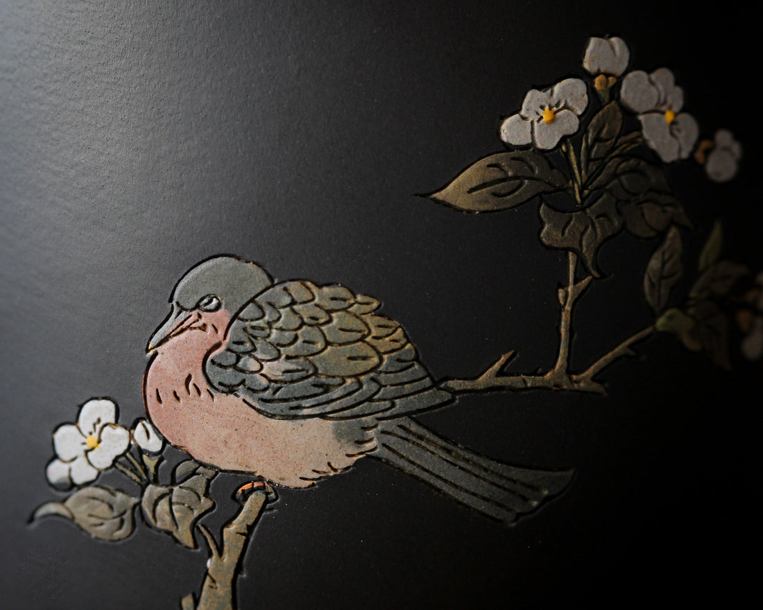 Jianshui Teapot - Robin and Cherry blossoms 知更鸟, 樱花