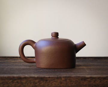 Small Tian Di Fang Yuan 天地方圆 - Yixing teapot, Zini purple clay