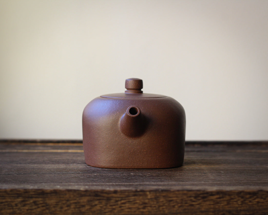 Small Tian Di Fang Yuan 天地方圆 - Yixing teapot, Zini purple clay