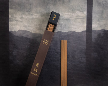 Infinite - 90% agarwood Chinese incense - Eastern Leaves