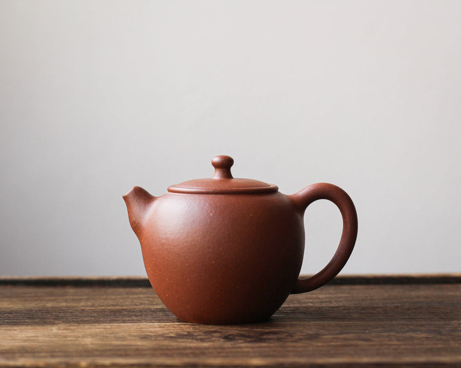 Jiyu 吉羽 - Yixing Teapot in Qingshuini purple clay - Eastern Leaves
