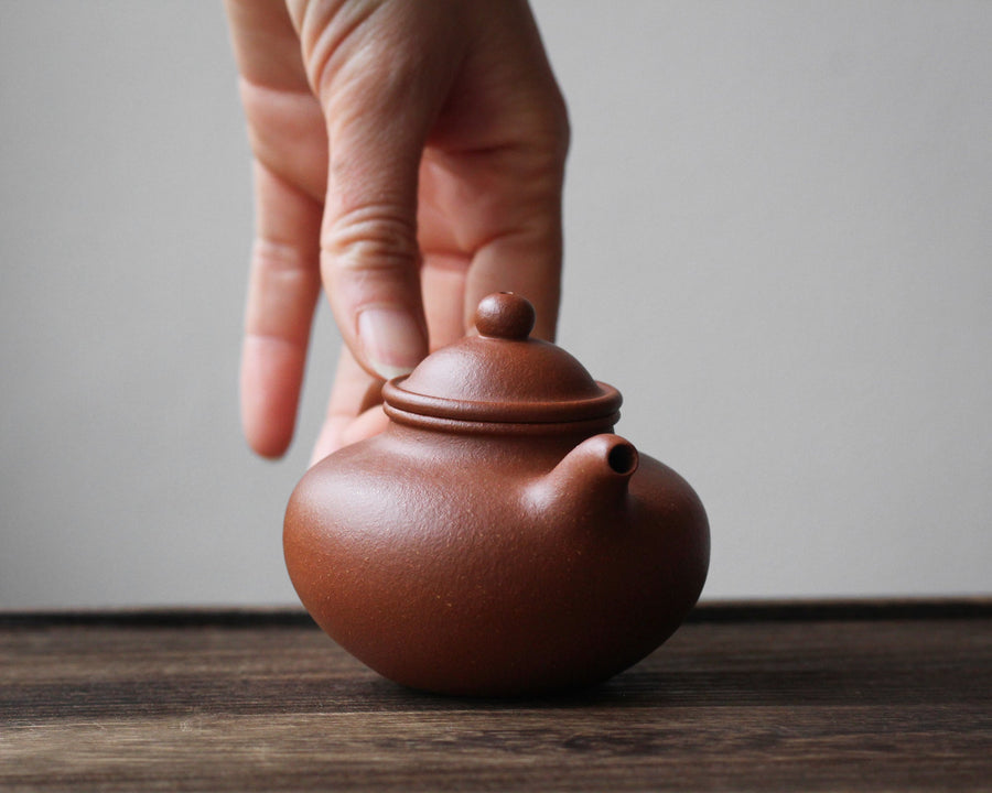 Lianzi 莲子 - Yixing teapot, Jiangponi red clay - Eastern Leaves