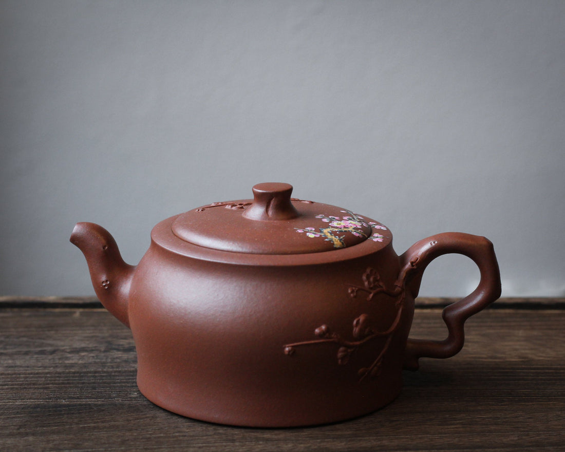 Plum flower 梅花 - Yixing Teapot, Hongpilong purple clay - Eastern Leaves