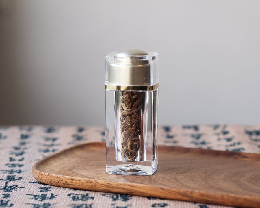 Pure agarwood flakes - Wood of Gods - Eastern Leaves