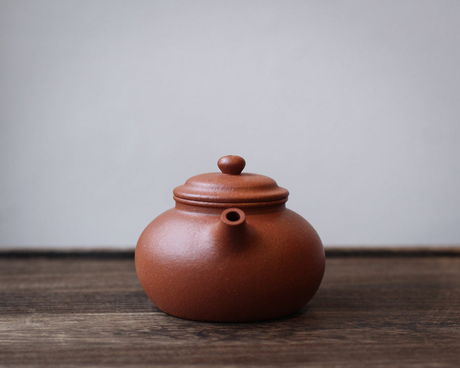 Rongtian 容天 - Yixing teapot, Zhuni red clay - Eastern Leaves