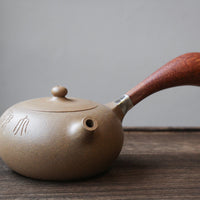 Side Handle - Yixing Teapot, Duanni yellow clay - Eastern Leaves