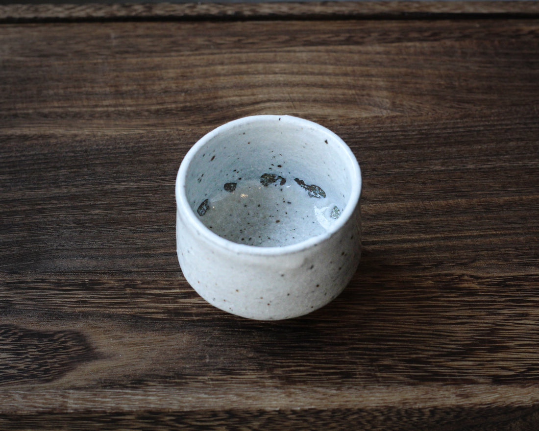 White Elephant - 100 ml Dai cup - Eastern Leaves