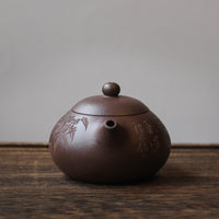 Xishi 西施 - Yixing Teapot, Dicaoqing purple clay - Eastern Leaves