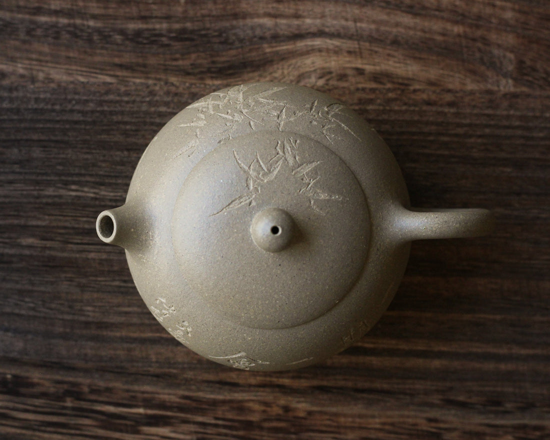 Xishi 西施 - Yixing Teapot in Benshan Luni green clay - Eastern Leaves