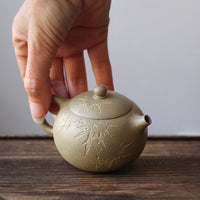 Xishi 西施 - Yixing Teapot in Benshan Luni green clay - Eastern Leaves
