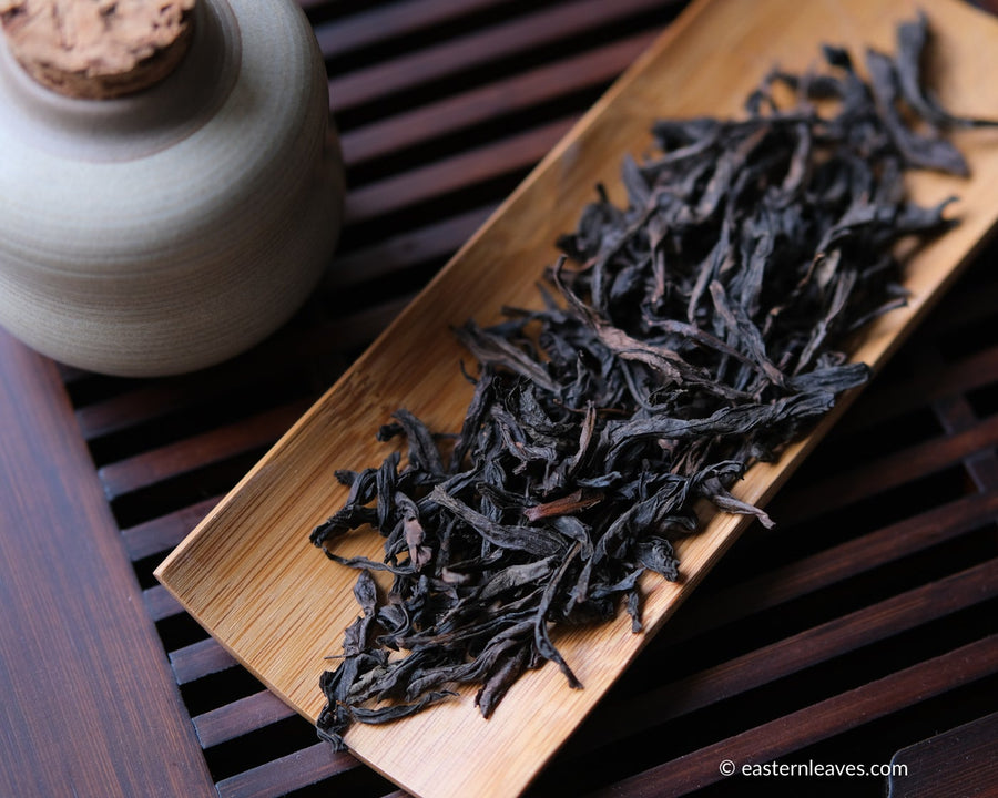 Shuixian rock tea wulong from Wuyishan, China, Banyan premium area yancha