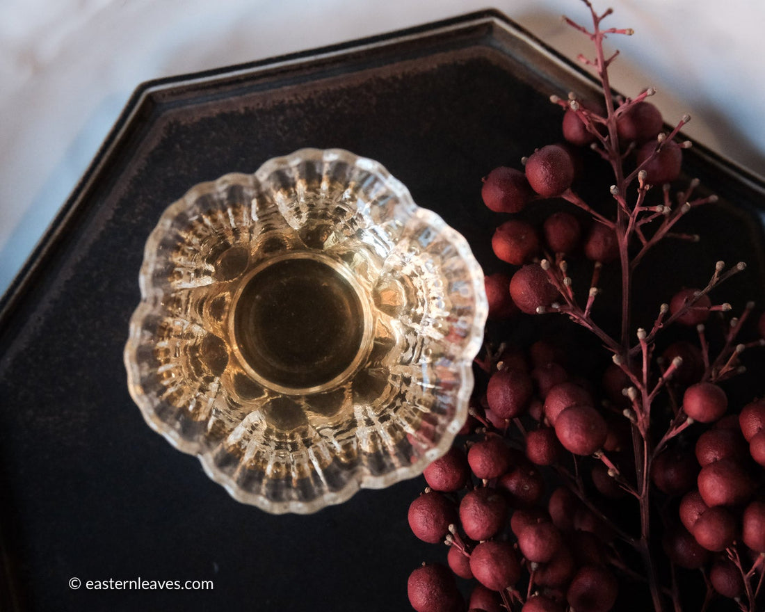 Dancong orchid milanxiang wulong premium tea from China farmer in Guangdong served in glass cup tea teaware 