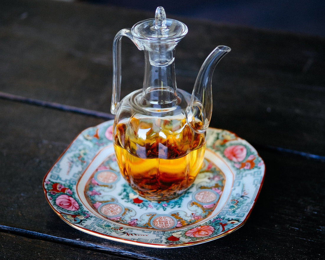 Glass vase cold brew song dynasty Eastern Leaves