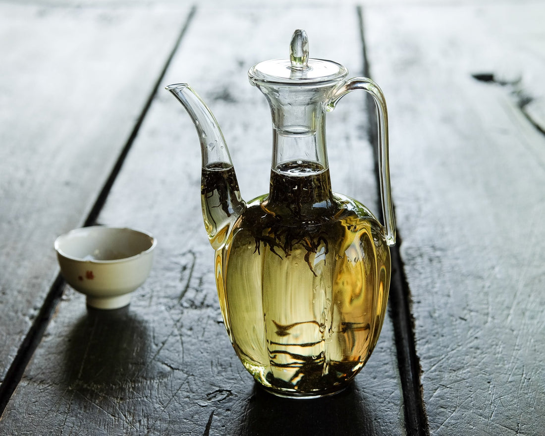 Glass vase cold brew song dynasty Eastern Leaves