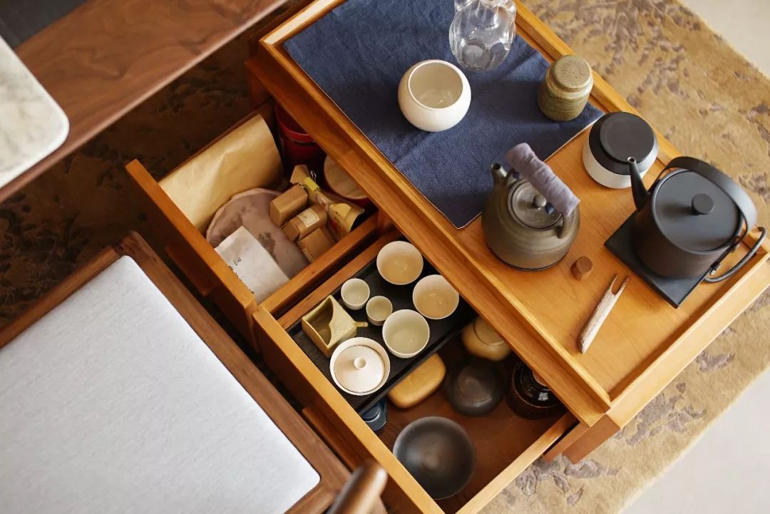 Tea Cabinet by Suyuan - Eastern Leaves
