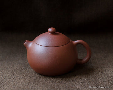 Xishi 西施 - Yixing Teapot - Eastern Leaves