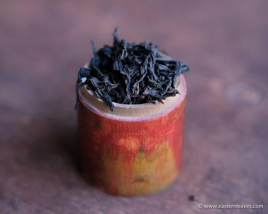 Zhengshan Xiaozhong 正山小种 - Tè rosso da Wuyishan